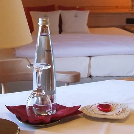 & Landgasthof Osterseen Hotel Iffeldorf